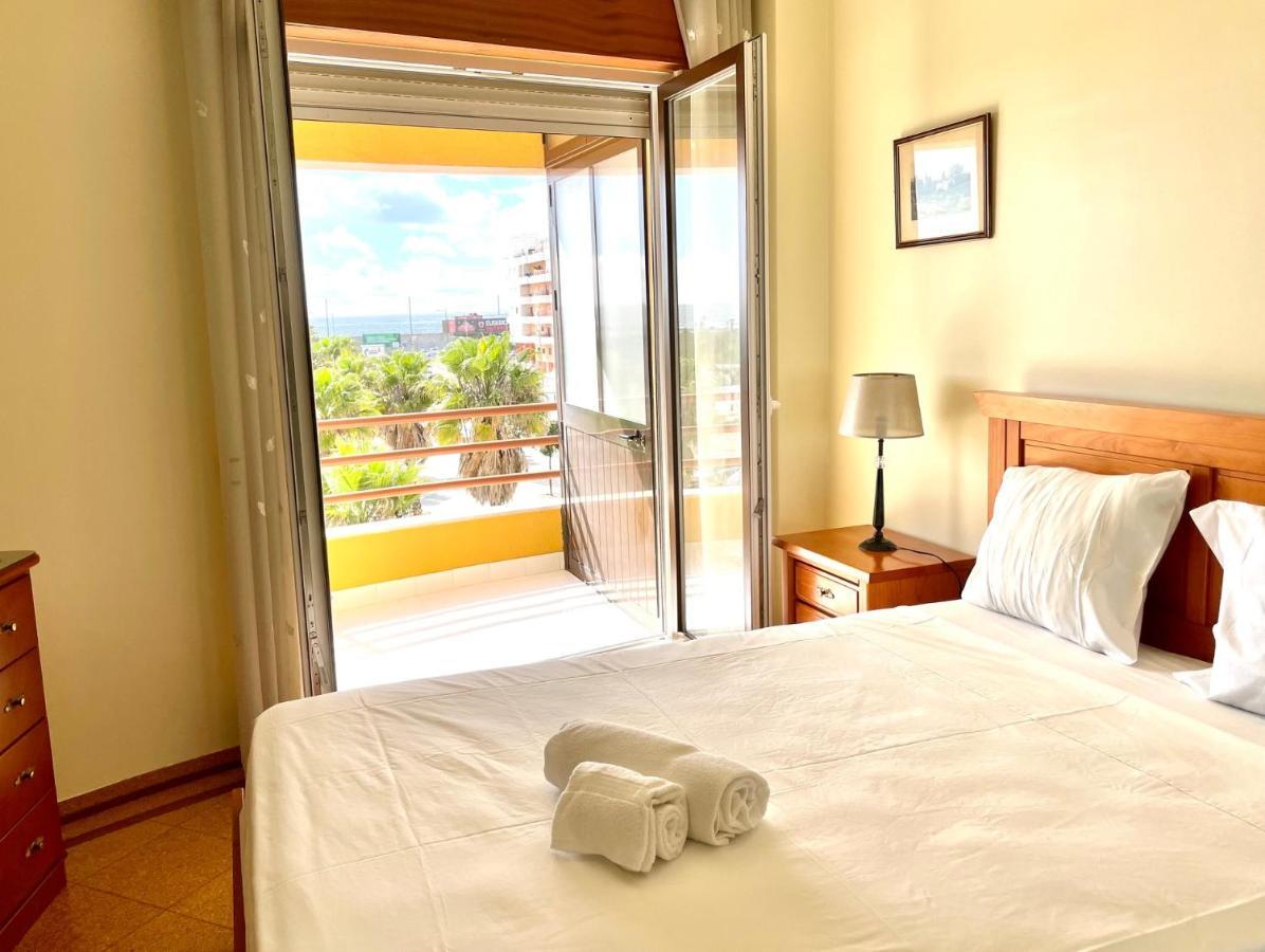 Cosy Sea View Apartment Costa de Caparica Exteriör bild